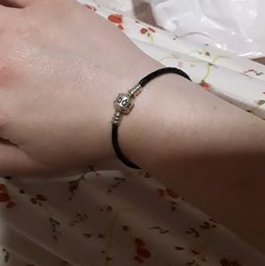 Pandora black leather ring